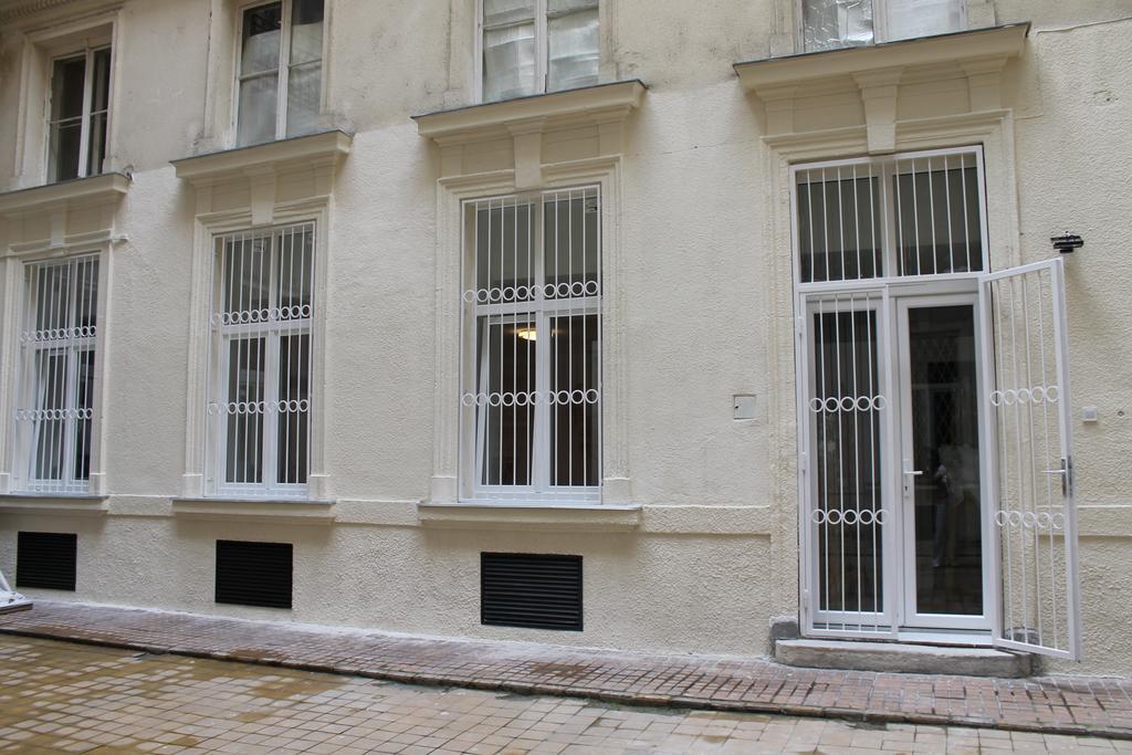 Titaru House In The City Center Of Budapeszt Zewnętrze zdjęcie